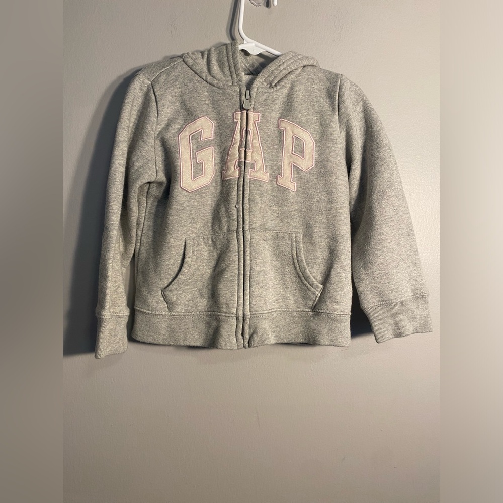 Item 39 GAP 4T Light Gray Zip Hoodie with Pale Pink Logo